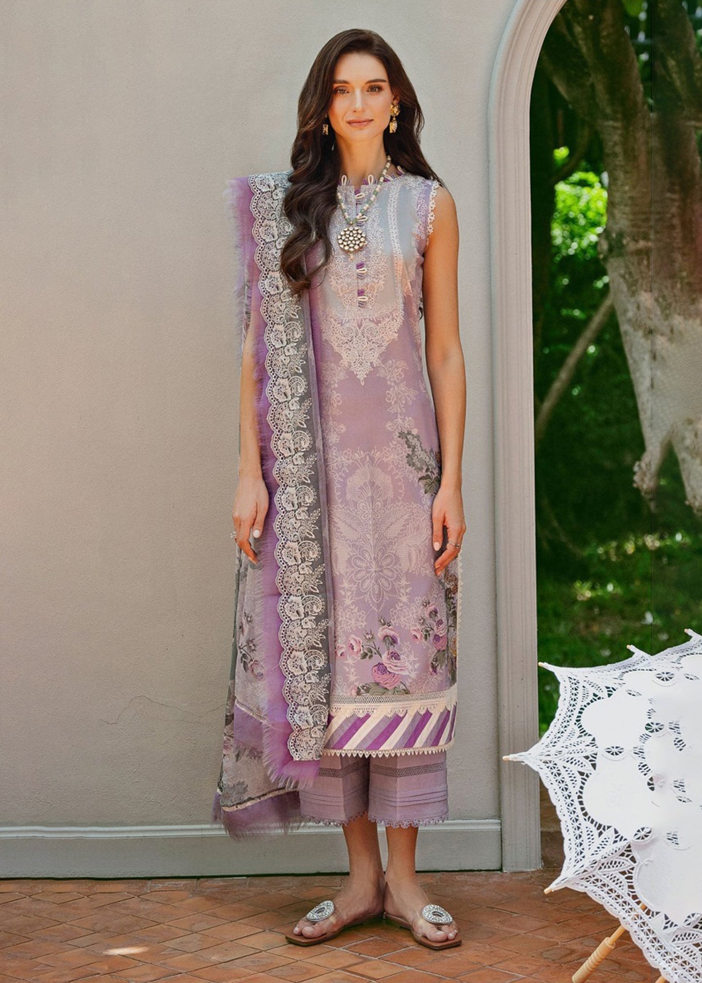 EMBROIDERED LAWN SUMMER THREE PIECE ARTICLE - A818