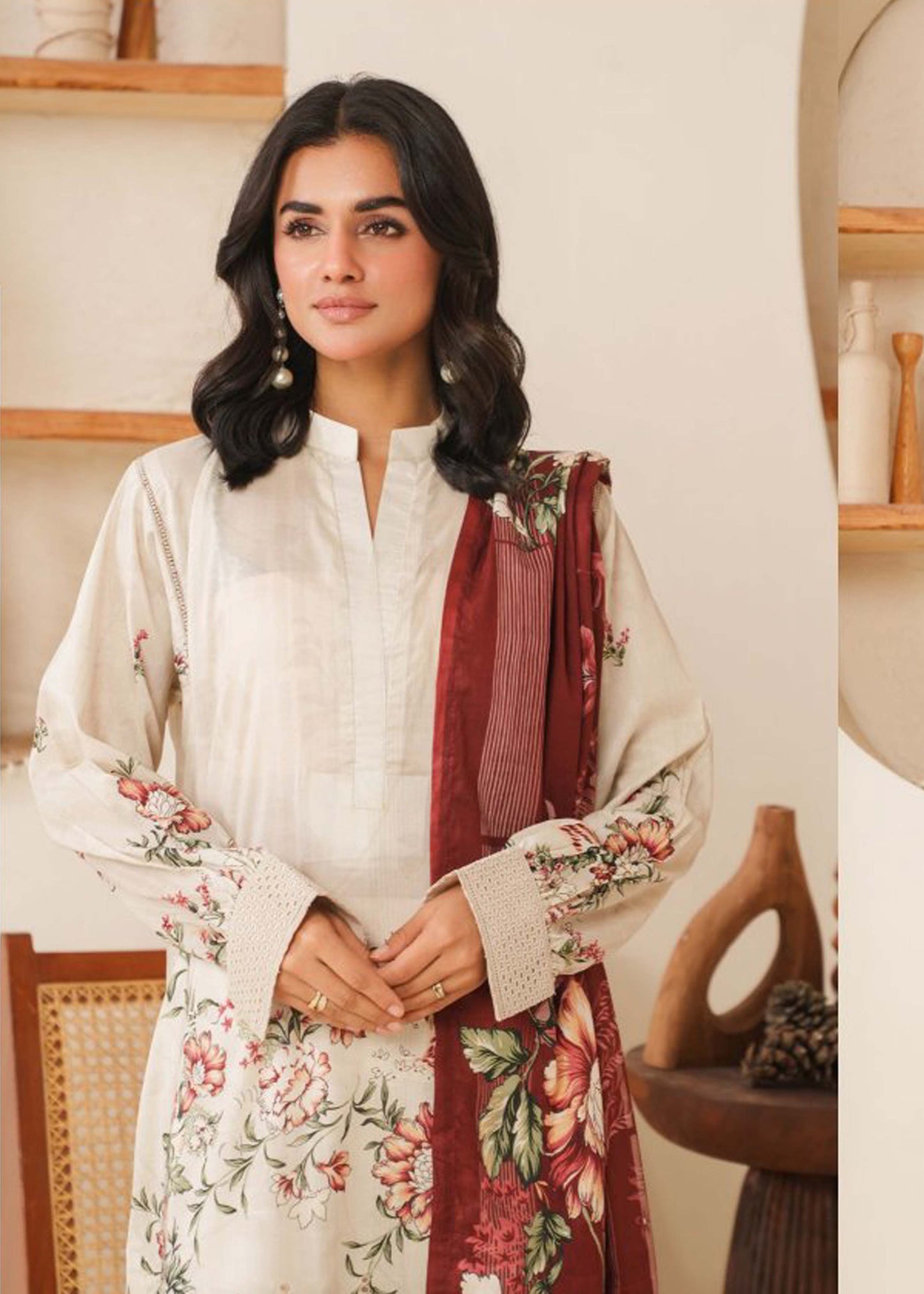 UNSTITCHED ORIGINAL LAWN THREE PIECE J-120