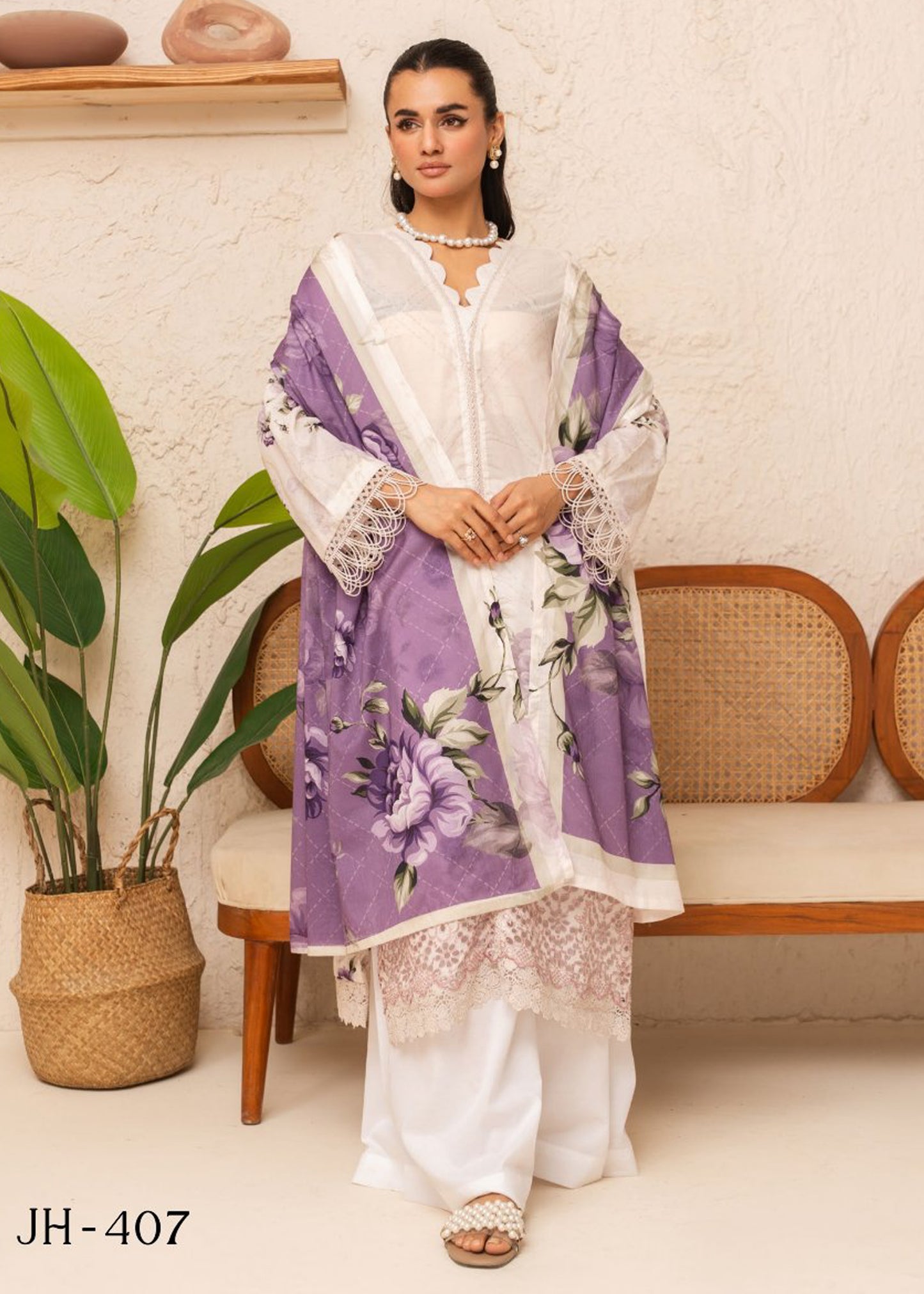 UNSTITCHED ORIGINAL LAWN THREE PIECE J-122