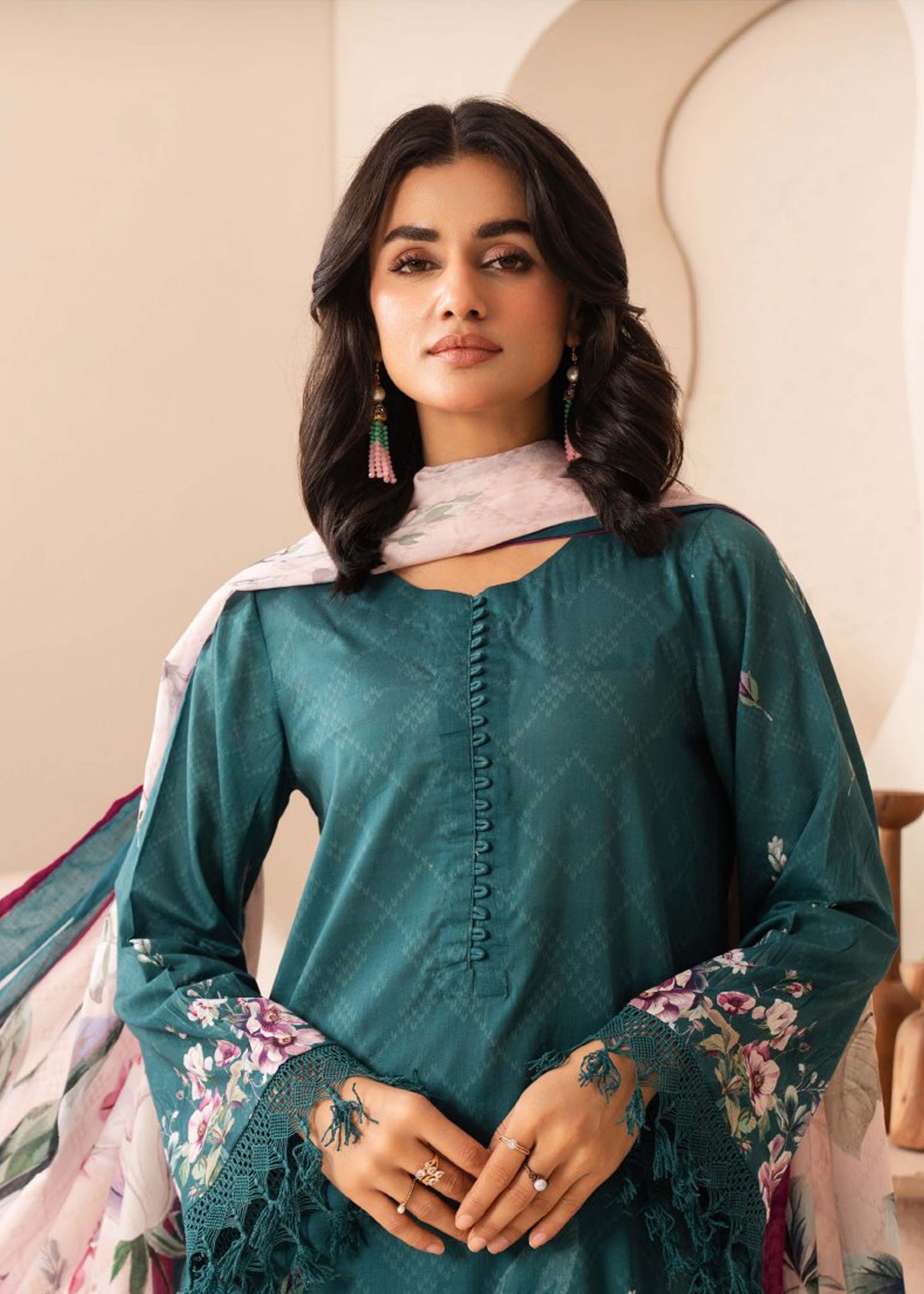 UNSTITCHED ORIGINAL LAWN THREE PIECE J-126